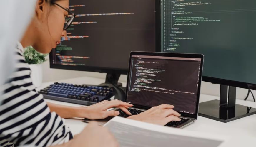 阿里小程序定制开发构建实时互动新生态：WebRTC+即时通讯双引擎驱动
